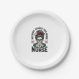 Halloween-Krankenschwester-Shirt Vintage-Totenkopf Pappteller