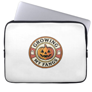 Halloween-Kürbis wächst meine Fangzähne Vintage-Ab Laptopschutzhülle