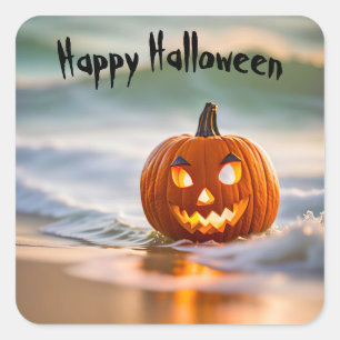 Halloween-Kürbislaterne am Strand Quadratischer Aufkleber