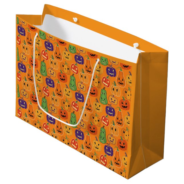 Halloween-Kürbismuster Große Geschenktüte (Vorderseite Schrägansicht)
