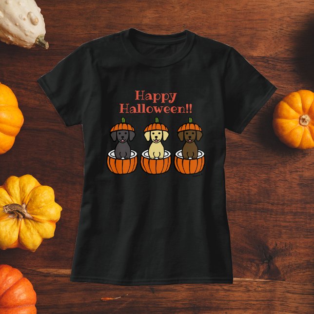 Halloween Labrador Puppies und Pumpkins T-Shirt (Happy Halloween Labrador Puppies T-shirt for Labrador Owners.  Cute Labrador Cartoon Design.)