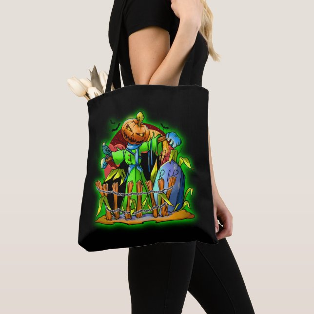 Halloween Lady Scarecrow Pumpkin Head RIP Bats (Von Nahem)