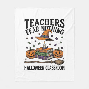 Halloween-Lehrer-Shirt mit Hexen-Büchern_1 Fleecedecke