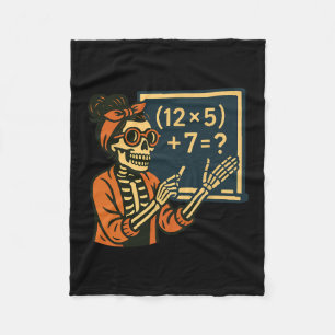 Halloween-Lehrer Six Seven Meme 6 7 Skelett Grusel Fleecedecke