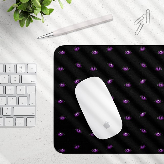 Halloween, Lila Augen, Trick oder Trete, Boo Mousepad (Von Creator hochgeladen)