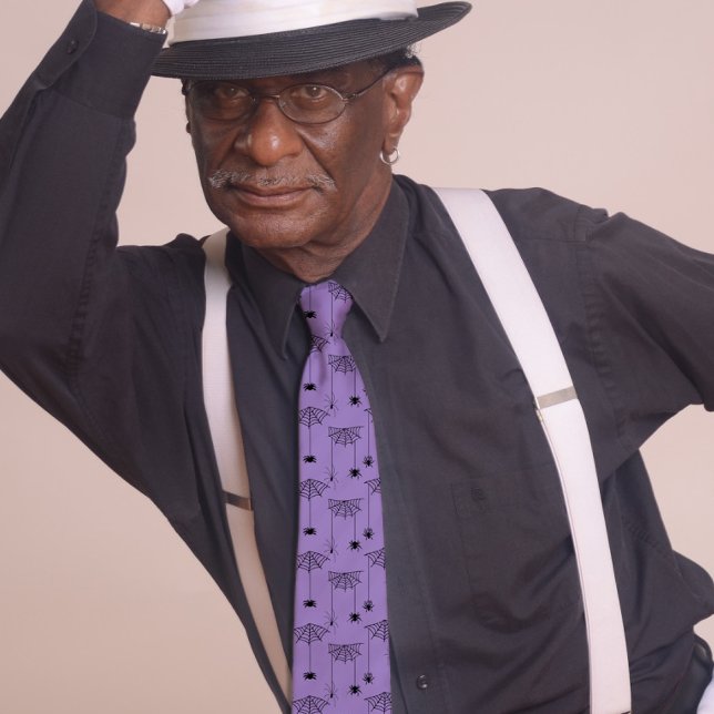 Halloween Lila Spinnen und Spinnennetze Krawatte (Von Creator hochgeladen)