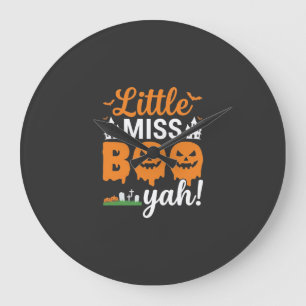 Halloween Little Miss Boo Yah Kürbisdesign_1 Große Wanduhr