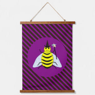 Halloween Magic Bee Wizard Lila und schwarz Streif Wandteppich Mit Holzrahmen