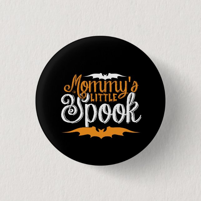 Halloween Mamas kleiner Spuk-Geburtstag Button (Vorderseite)
