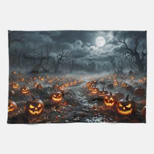 Halloween mit gruseligen Bäumen und Kürbislaternen Geschirrtuch