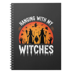 Halloween mit meinen Hexen hängend Vintage Mond Notizblock