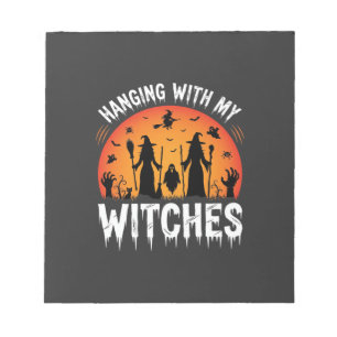 Halloween mit meinen Hexen hängend Vintage Mond Notizblock