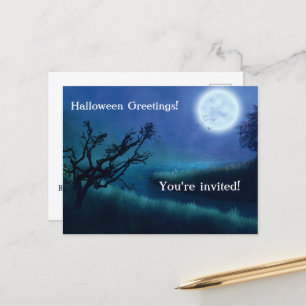 Halloween-Mond bei Nacht in Blautönen und Grün Postkarte