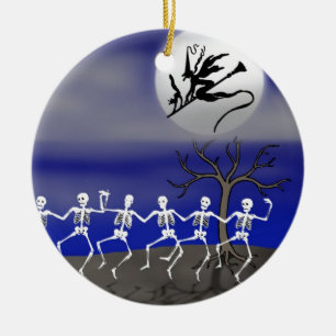 Halloween Moonlit Party Scene Keramikornament