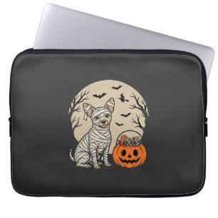 Halloween-Mumien-Hund und Kürbis-Süßigkeiten Laptopschutzhülle