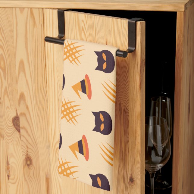 Halloween Muster mit Katzen und Beige Muster Geschirrtuch (Drittel gefaltet)