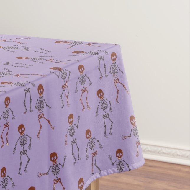 Halloween-Muster tanzender Skelette Tischdecke (Beispiel)