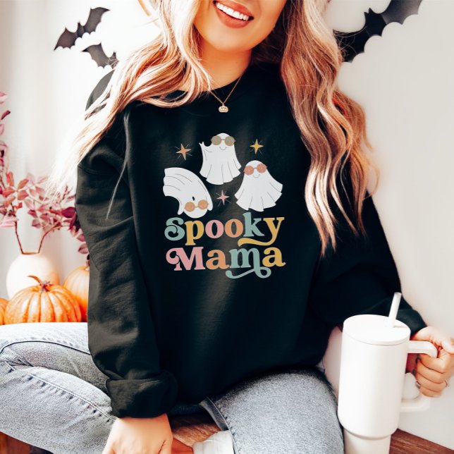 Halloween Niedlich Spooky Mama Retro Schriftart Sweatshirt (Von Creator hochgeladen)