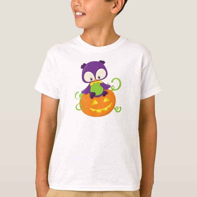 Halloween, Niedliche Eule, Lila Eule, Kürbis T-Shirt (Vorderseite)