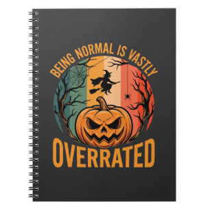 Halloween Normal zu sein ist weit überbewertet Hex Notizblock