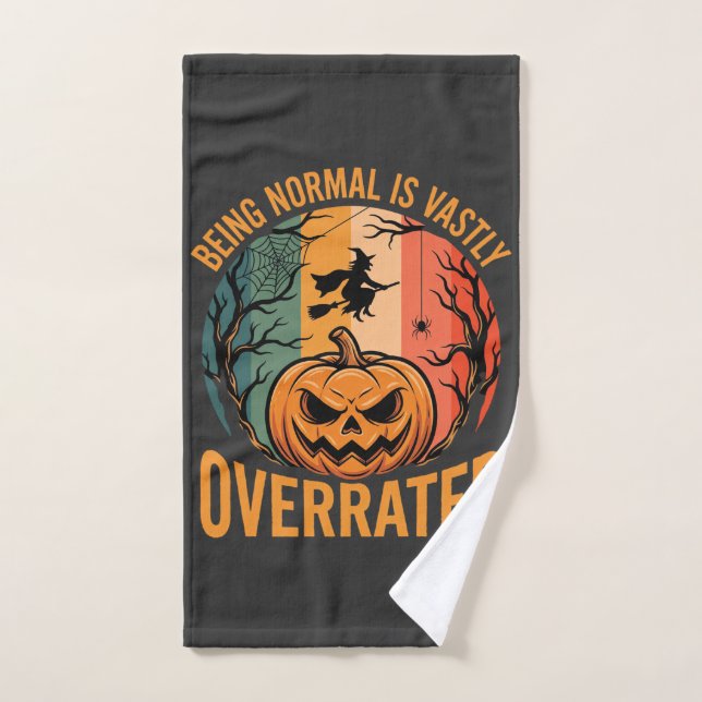 Halloween Normal zu sein ist weit unterschätzt Hex Handtuch (Handtuch)