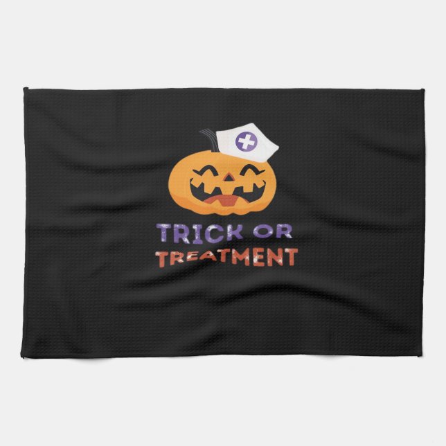 Halloween Nurse Trick or Treatment Classic T-Shirt Geschirrtuch (Horizontal)