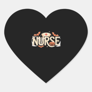 Halloween Nurse Typografie - Spooky Medical Design Herz-Aufkleber