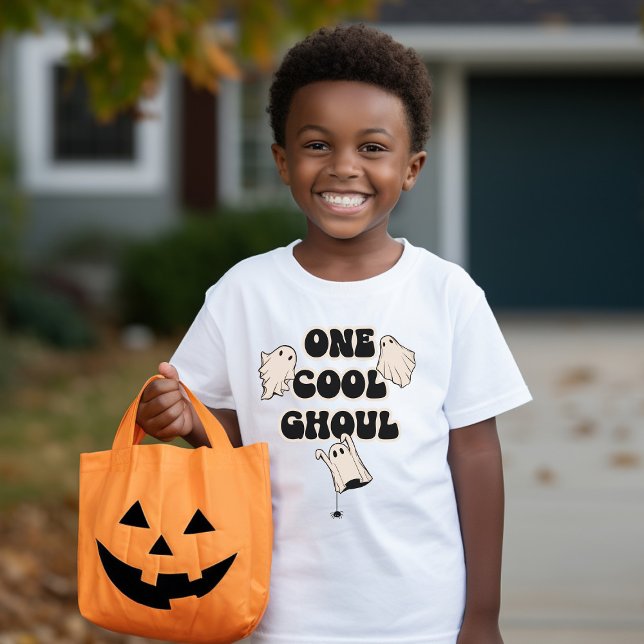 Halloween One Cool Ghoul T-Shirt (Von Creator hochgeladen)