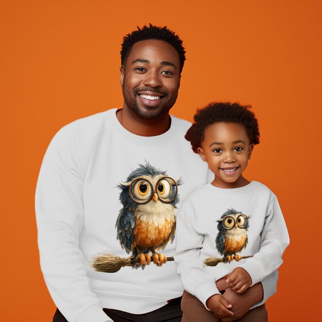 Halloween Owl - Perfektes Geschenk Tri-Blend Shirt (Von Creator hochgeladen)