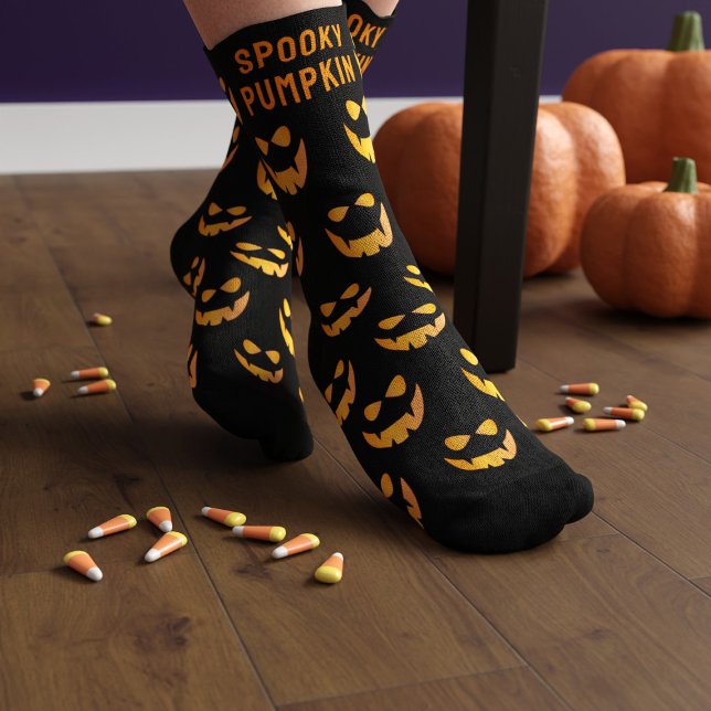 Halloween Pumpkin Face Kürbislaterne Black Socks Socken (Spooky Pumpkin Socks 🎃 Just add your name)