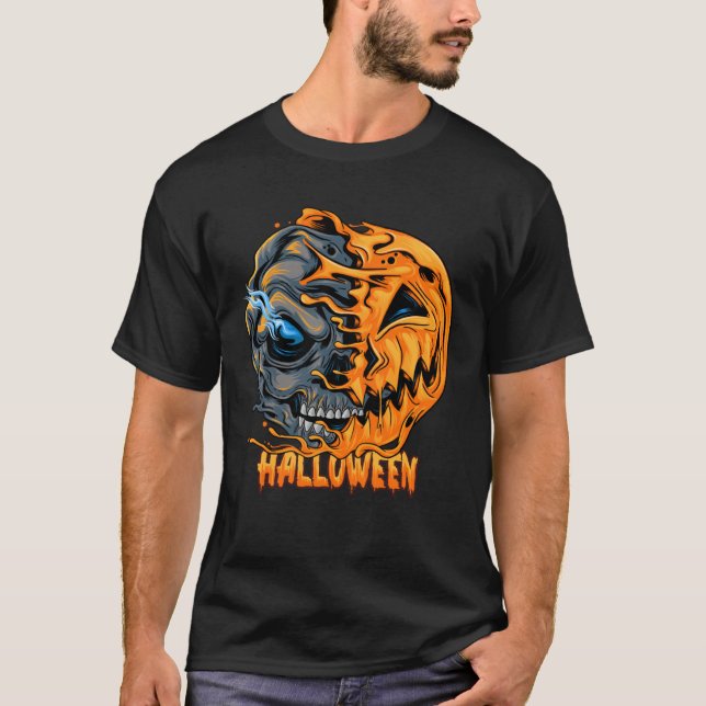 Halloween pumpkin half skull looks spooky and cool T-Shirt (Vorderseite)