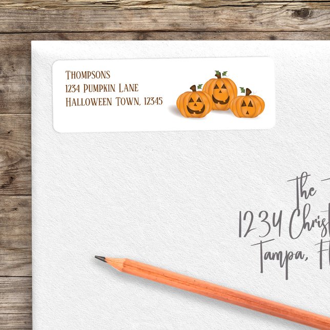 Halloween Pumpkins Niedlicher Jack O'lanterns (Halloween cute pumpkins return address labels. )