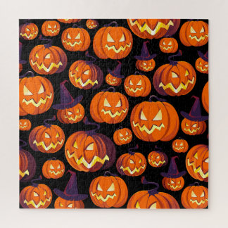Halloween Pumpkins: Spooky Seamless Pattern. Puzzle