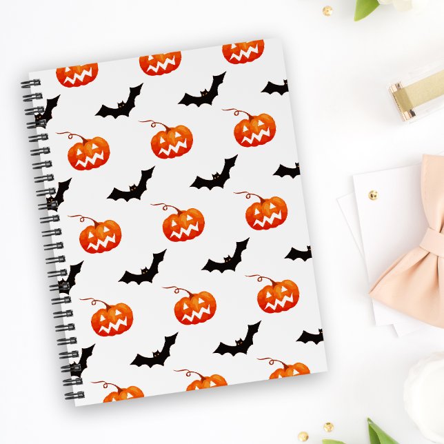 Halloween Pumpkins und Fledermäuse, Trick oder Tre Notizbuch (Von Creator hochgeladen)