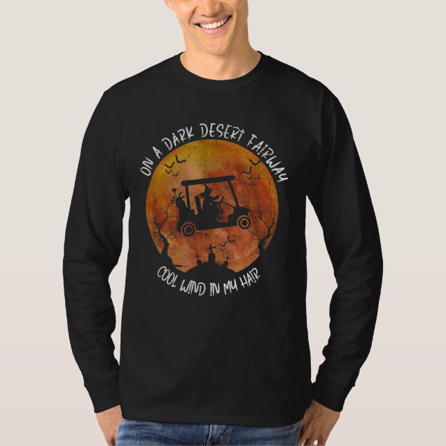 Halloween Reiten Golf Cart auf einer dunklen Wüste T-Shirt (Vorderseite)