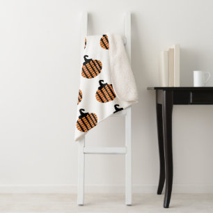 Halloween Retro gestreifte schwarze weiße Kürbisse Sherpadecke