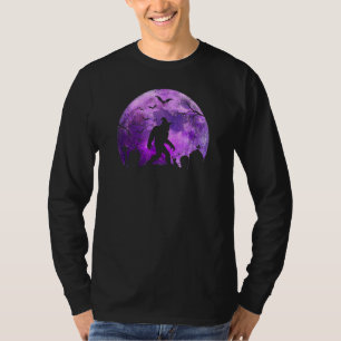 Halloween Sasquatch in einem Friedhof, der voller  T-Shirt