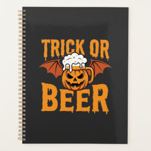 Halloween-Scherz oder Bier-Kürbis-Fledermaus-Grafi Planer