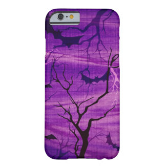 Halloween-Schläger auf lila Nachttelefonkasten Barely There iPhone 6 Hülle