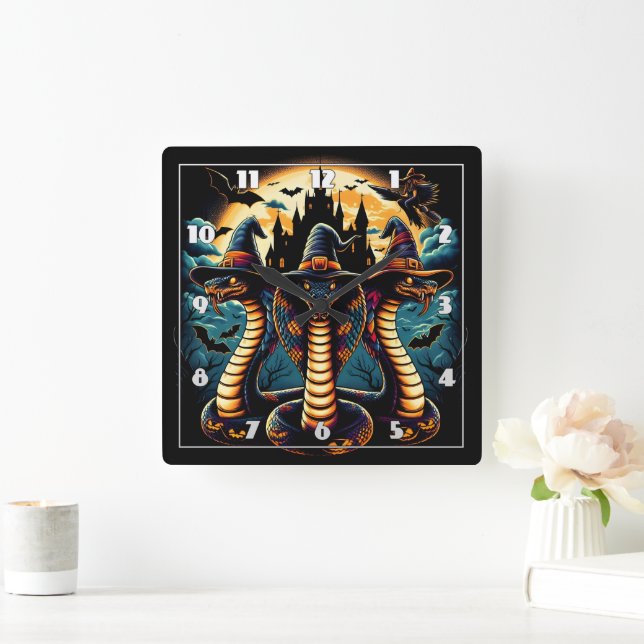 Halloween-Schlangen in unheimlicher Kleidung bei D Quadratische Wanduhr (Zuhause)
