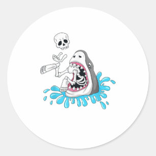 Halloween Shark Eats Skeleton Funny Runder Aufkleber
