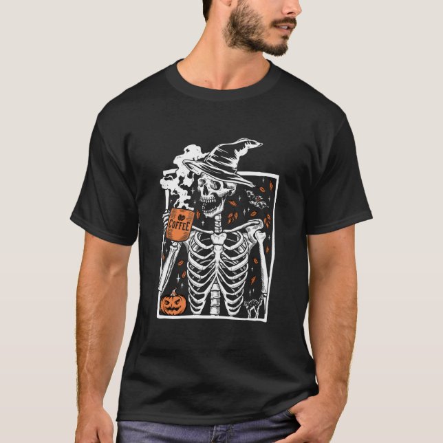 Halloween Skeleton Drinking Coffee Smiling Skull T-Shirt (Vorderseite)