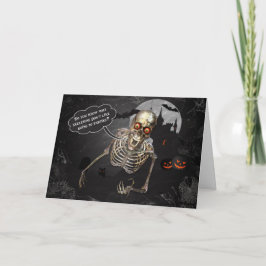 Halloween Skeleton erzählt einen lustigen Witz Karte