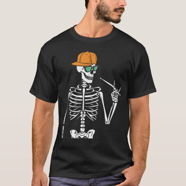Halloween Skeleton Rock Hand Playing Drums Men T-Shirt (Vorderseite)