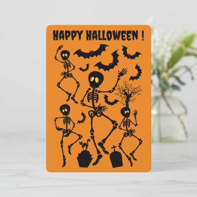 Halloween Skeletons Macabre Dance Einladung (Stehend Vorderseite)