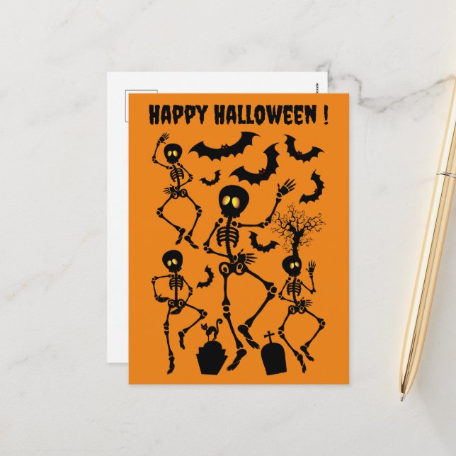 Halloween Skeletons Macabre Dance Feiertagspostkarte (Vorderseite/Rückseite Beispiel)