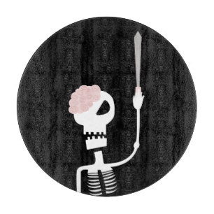 Halloween-Skelett mit einem Schwert  Schneidebrett