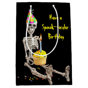 Halloween Skelett mit Geburtstagskuchen Mittlere Geschenktüte