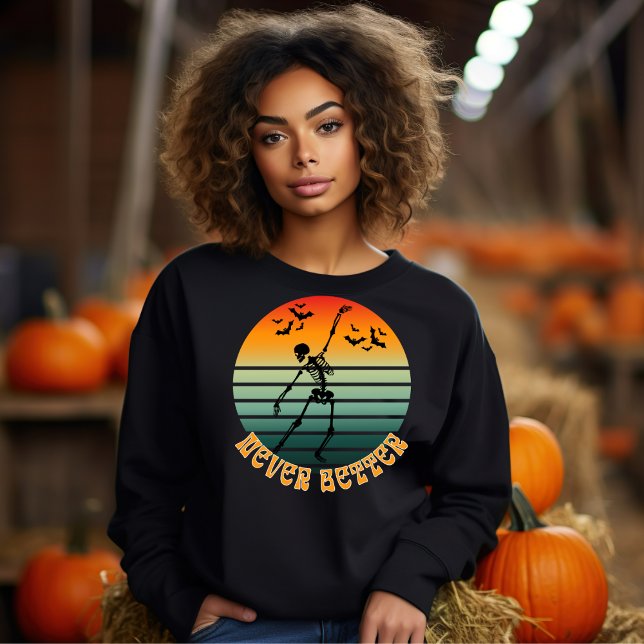 Halloween-Skelett nie besser tanzt Sonnenuntergang Sweatshirt (Von Creator hochgeladen)