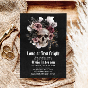 Halloween Skull-Liebe im ersten Fright-Brautparty Einladung